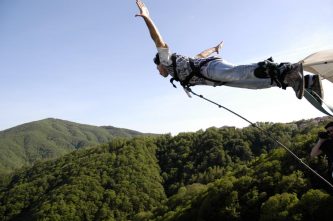 bungee-jumping